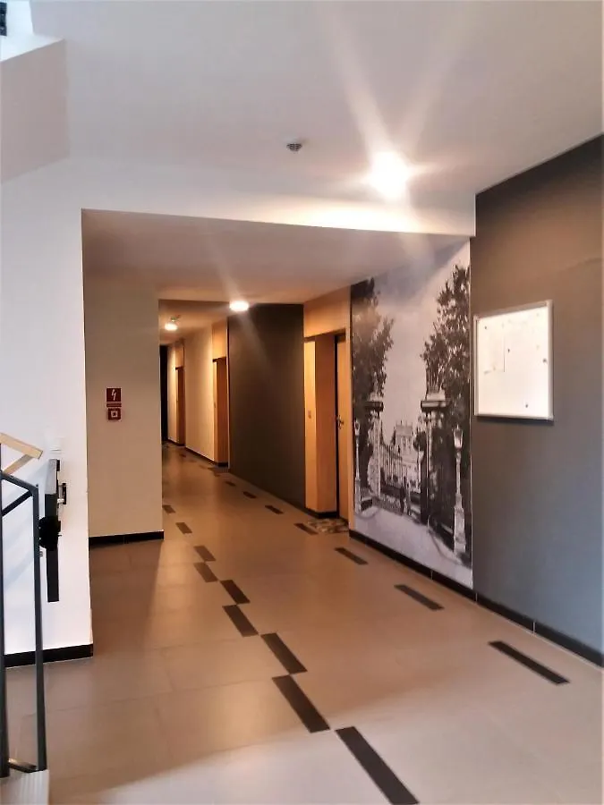 Green Wilanow Apartment With Free Parking Warsaw