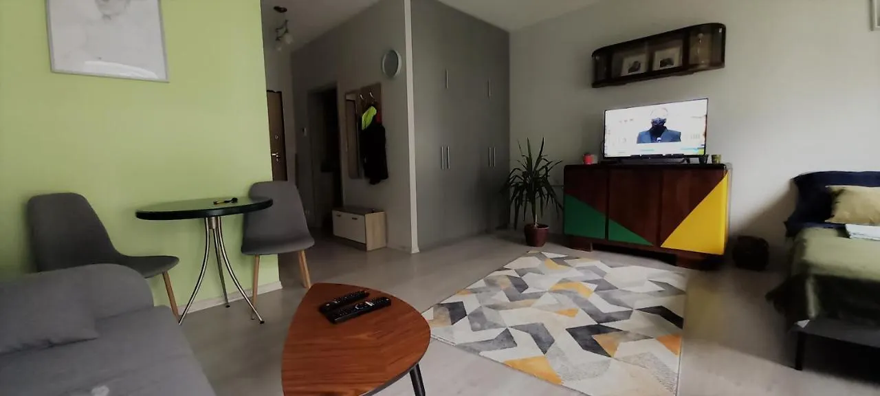 Green Wilanow Apartment With Free Parking Warsaw